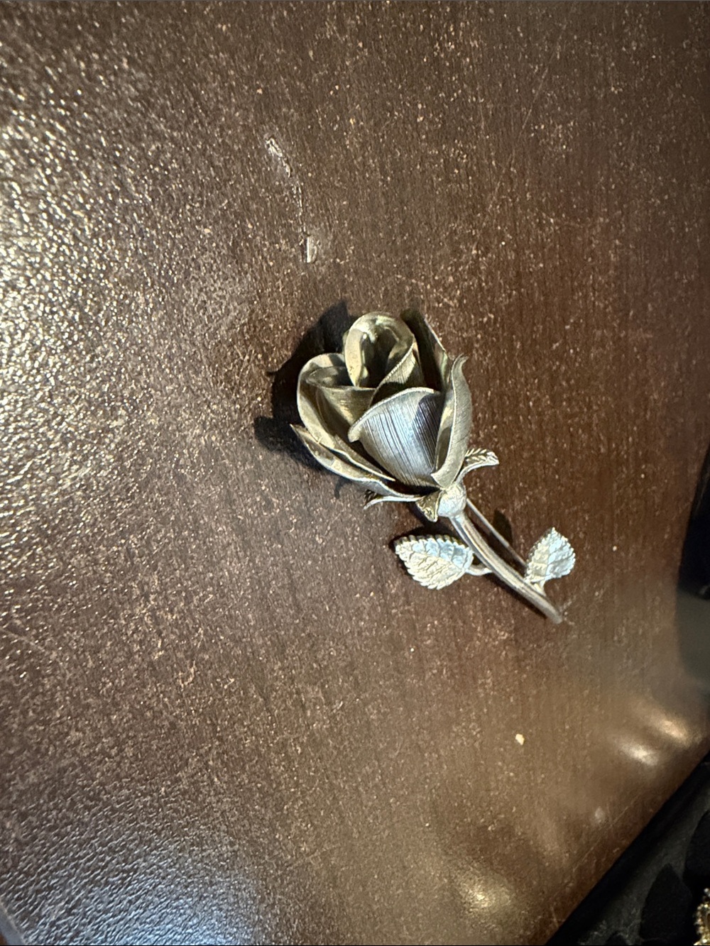 Silver Vintage Rose Brooch Pin - Elegant Floral Accessory